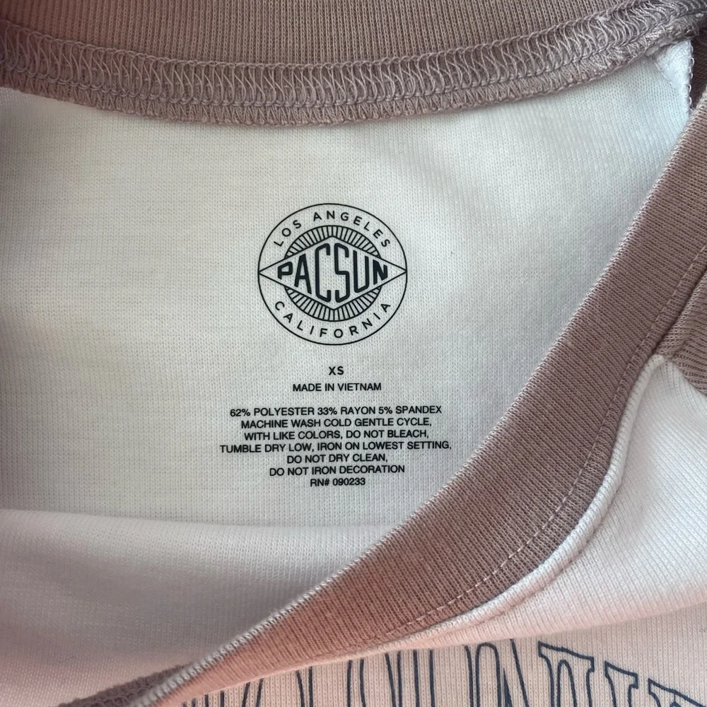 Pacsun cropped graphic baseball tee - Picture 5 of 6